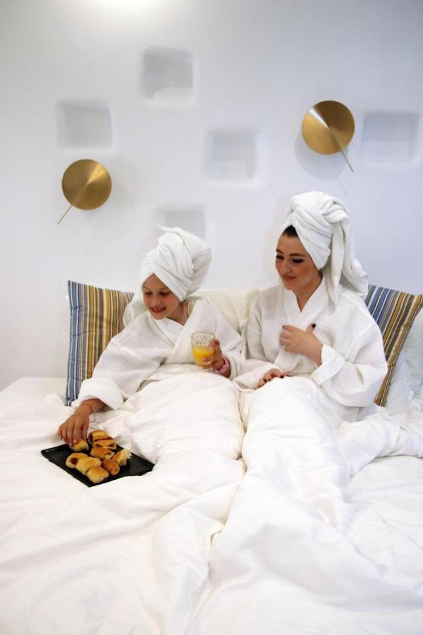 Narcissus Luxury Suites Naxos City Exterior photo