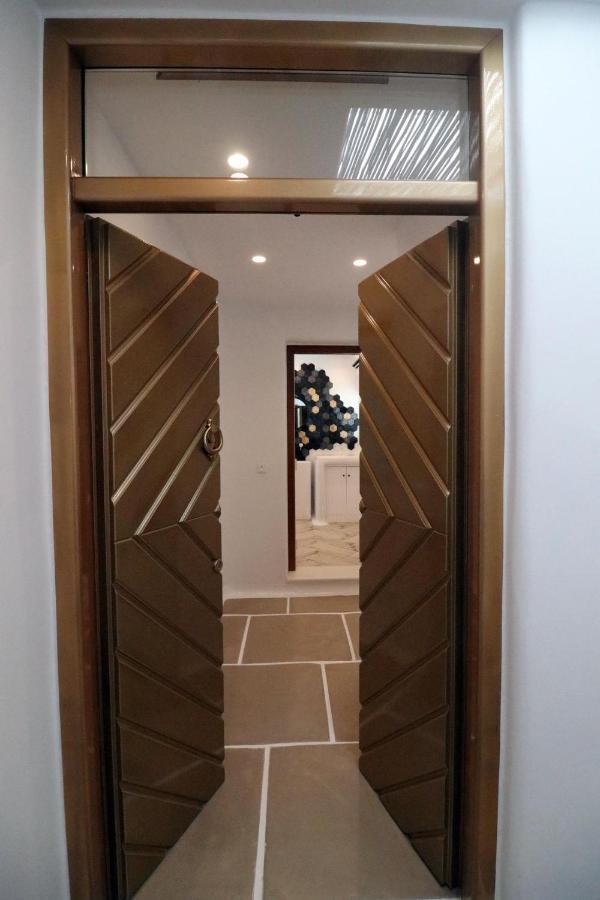 Narcissus Luxury Suites Naxos City Exterior photo