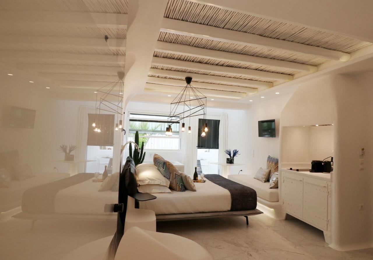 Narcissus Luxury Suites Naxos City Exterior photo