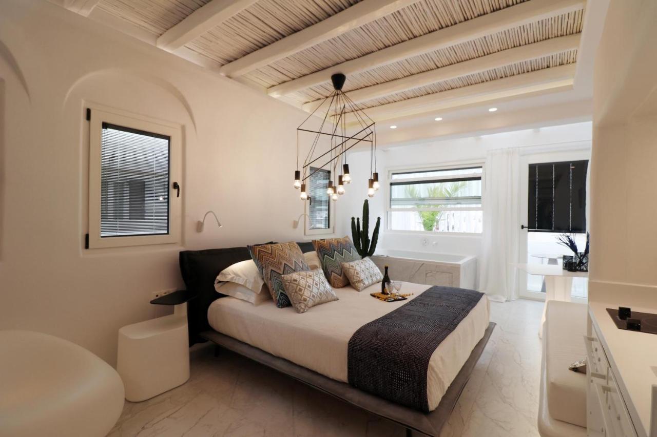 Narcissus Luxury Suites Naxos City Exterior photo