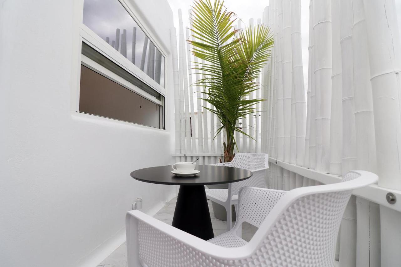 Narcissus Luxury Suites Naxos City Exterior photo